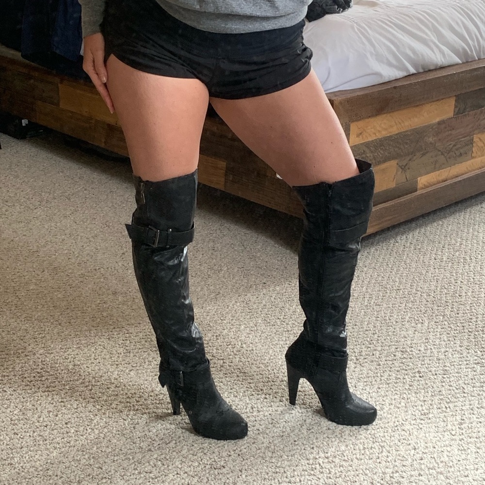 Guess - Over the Knee boots!